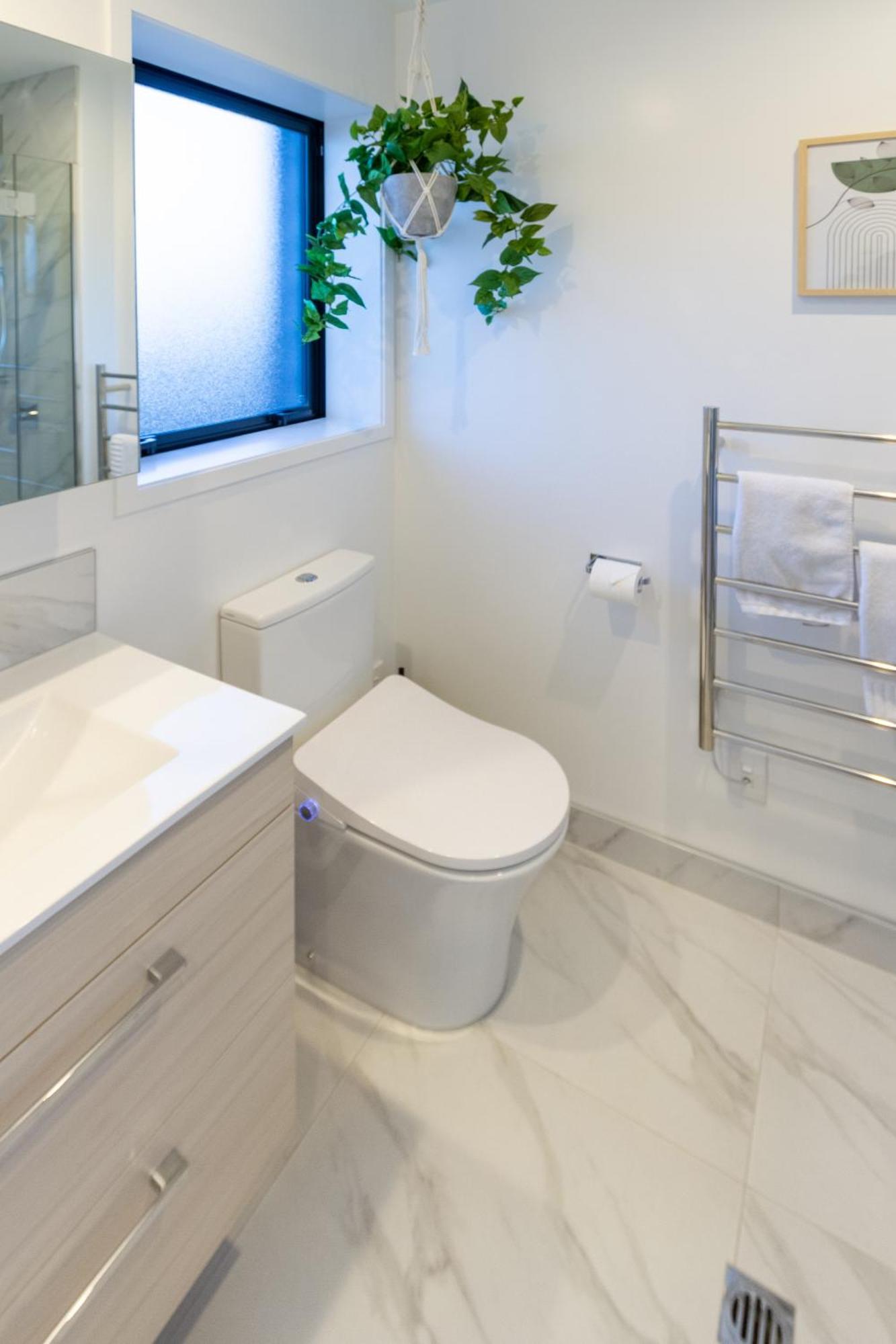 כרייסטצ'רץ' Downtown Delight: Studio At 8 Wilmer With Backyard מראה חיצוני תמונה